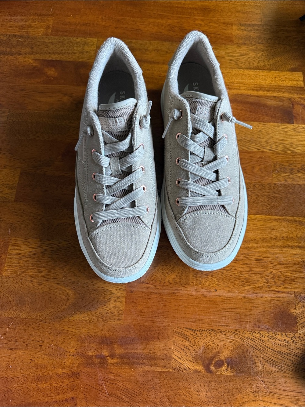 Sketchers Air Cooled Arch Fit Sz 9 - Picture 3 of 5